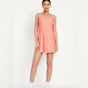 Brand new with tags old navy womens active dress size large!